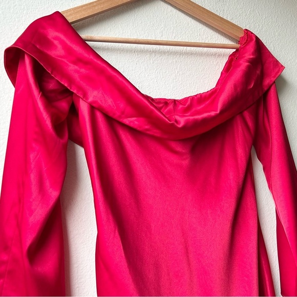 Reformation Maves Bridesmaid Satin Mini Dress Cherry Red Off-Shoulder Sz S - Picture 2 of 16
